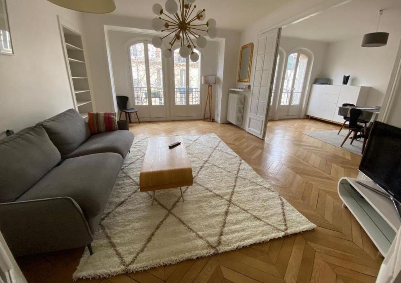 Apartment En Plein Coeur De *